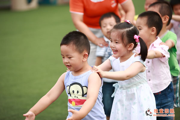 别让不恰当的奖励束缚孩子成长
